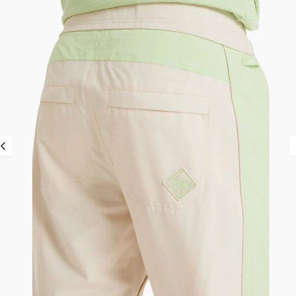 ROXY Snow Highridge Jacket and Pants - Picture 10 of 16